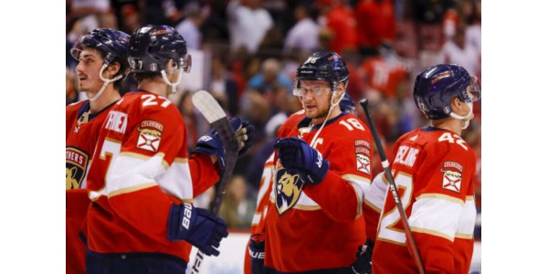 Hráči Floridy Panthers nevěří v kouzlo nové sezóny prohrané ve finále Hráči Floridy Panthers nevěří v kouzlo nové sezóny prohrané ve finále